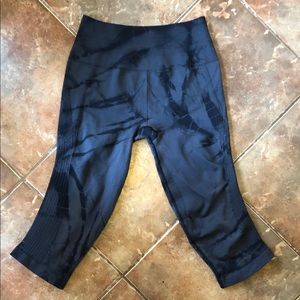 lululemon crop leggings